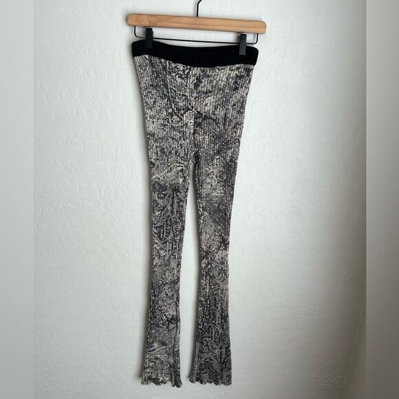 Hemant and Nandita Ruha Flared Ribbed Printed Cotton Pants - Picture 4 of 8